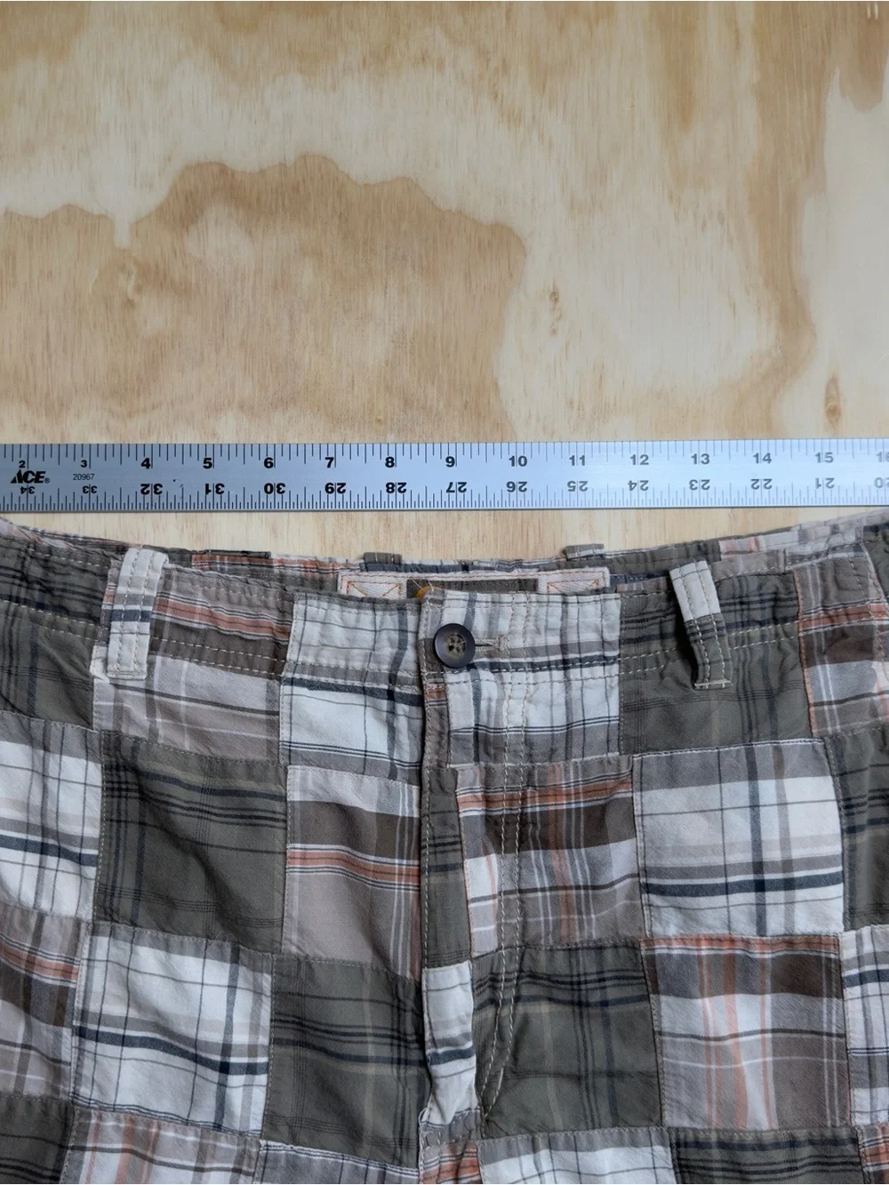 G.H Bass Y2K Checkers Plaid Cargo Shorts Size 36